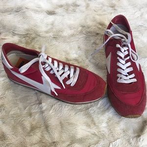 🔥3 for $12🔥Rocket Dog Red Retro Running Sneakers